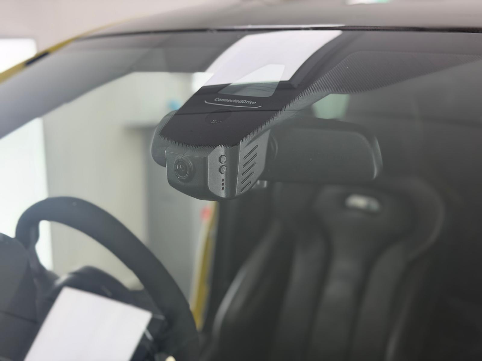 Integrated dash camera fitted invisibly behind a BMW's rear-view mirror